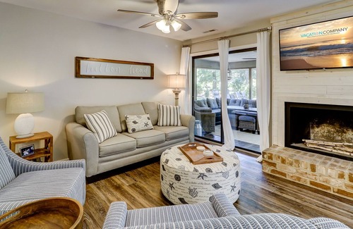 Heritage Woods House | 1 West Garrison