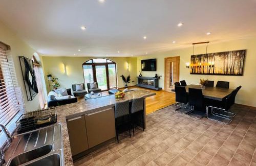 Elgin House | 1 Woodside