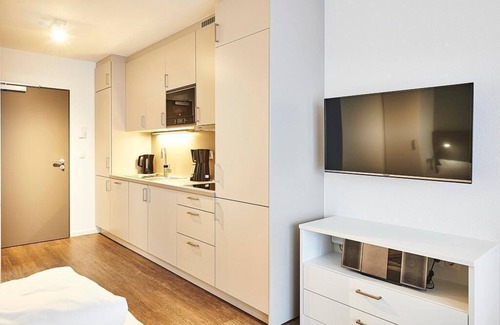 Bensersiel Apartment | 1-zimmer Apartment in Strandnähe mit Balkon und Inkl. Schwimmbad- & Saunanutzung
