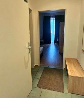 Munchen District Apartment | 1 Zimmer Room