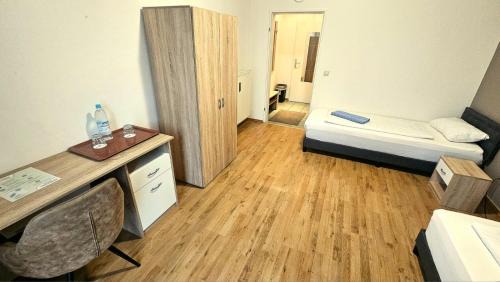 Munchen District Apartment | 1 Zimmer Room