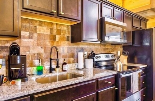 Sevierville Cabin | ""10/10! Private, cozy, spotless & inviting!" Close to Dollywood & Pigeon Forge!