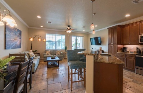 Merritt Island House | 10-102 Summary: Cape