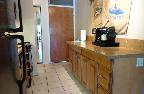 Kihei Condo | 10% 7 Day Discount! Kihei Studio - Split AC, Clean, Free WiFi, Turtles!