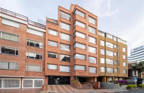 Chapinero Apartment | 10.73 Flats x Ahead