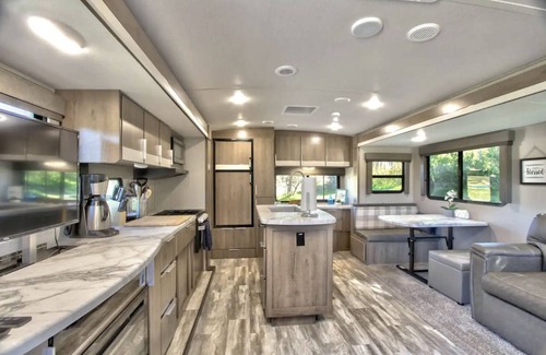 Aguanga House | 10 Acres Near Wineries: Pool, View, Dog-friendly, BBQ - Imagine RV by Ranch Life Getaway