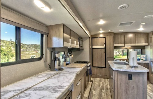Aguanga House | 10 Acres Near Wineries: Pool, View, Dog-friendly, BBQ - Imagine RV by Ranch Life Getaway