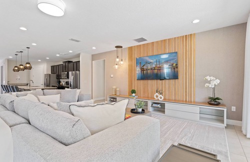 West Kissimmee House | 10 bd Pool Home, spa, movie & game room (2302)