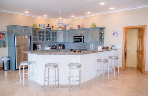 Islamorada Villa | 10 Bedroom Private Ocean Front Estate