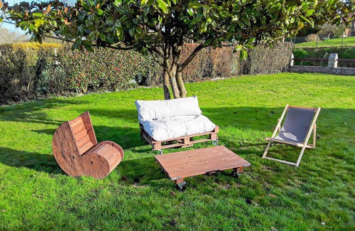Saint-Brice-de-Landelles House | 105 m² Maisonette ∙ 3 bedrooms ∙ 7 guests