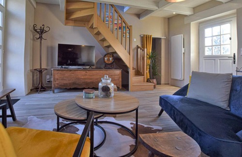 Saint-Brice-de-Landelles House | 105 m² Maisonette ∙ 3 bedrooms ∙ 7 guests