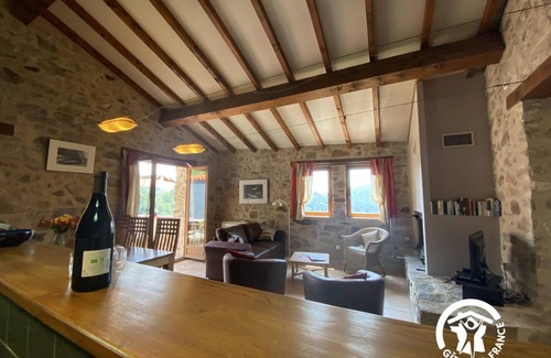 Saint-Laurent-de-Cerdans House | 100 m² Gîte ∙ 3 bedrooms ∙ 6 guests