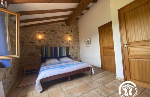 Saint-Laurent-de-Cerdans House | 100 m² Gîte ∙ 3 bedrooms ∙ 6 guests