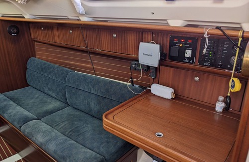 Crozon Boat Rental | 10 m boat in Morgat harbour