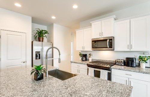 Laveen Village House | 10 Mi to Downtown Home Near Hiking in Phoenix!
