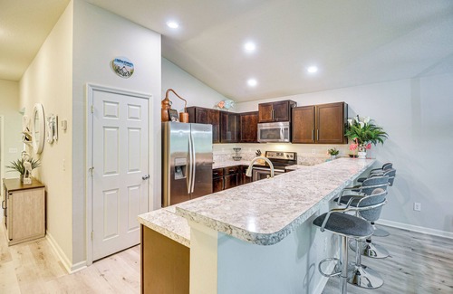 Ormond Beach House | 10 Mi to Ocean: Home w/Lanai in Ormond Beach!