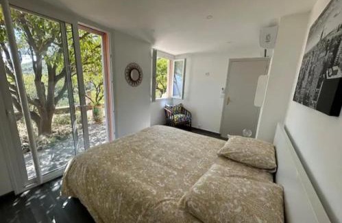 La Turbie House | 10 min de Monaco petite maison avec jardin vue mer et rocher de Monaco