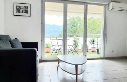 Saint-Jean Apartment | 10 min from Cannes, beaches, superb air-conditioned apartment, terrace with view