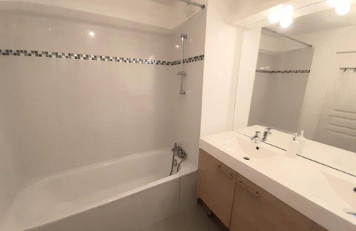 Saint-Jean Apartment | 10 min from Cannes, beaches, superb air-conditioned apartment, terrace with view