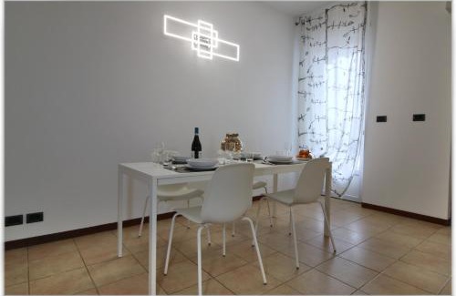 Millefonti Apartment | [10 min metro] Palavela Suite