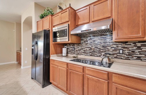 Mesa House | 10 min to Bell Bank Park, 5 min to Eastmark, Hiking, and Activities!