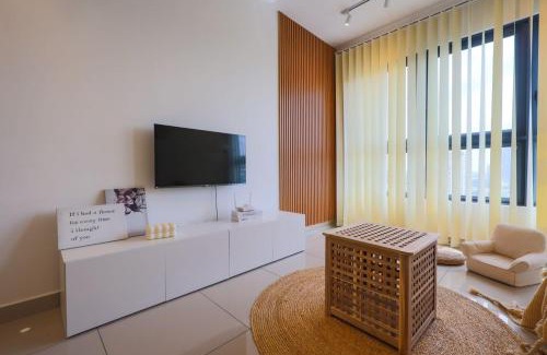 Taman Pertama Apartment | 10 min to Sunway Velocity By Nexx Field