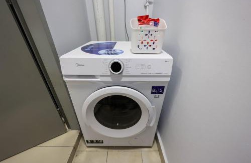 Taman Pertama Apartment | 10 min to Sunway Velocity By Nexx Field