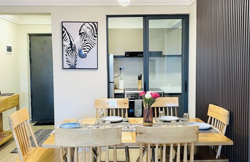 Syokimau Apartment | 10 MINS Airport Salome Cosy Apartment with Pool & Gym