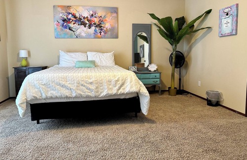 Nemo House | 10 mins to Lake Granbury and Glen Rose. Pet Friendly!