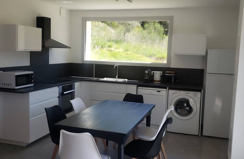 Moustiers-Sainte-Marie House | 10-minute walk from the village, new house with swimming pool and stunning views.