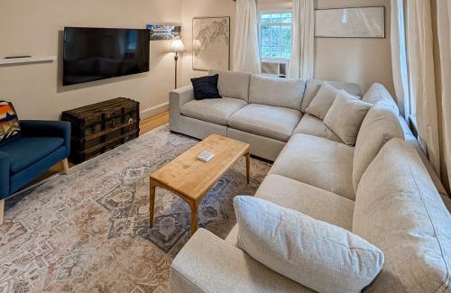 Cumberland Foreside House | 10-Minute Walk to the Beach