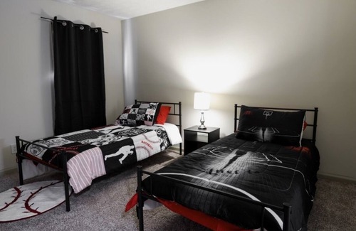 Cumberland Apartment | 10 minutes from Brave’s Stadium and the mall! Spacious sports themed apartment