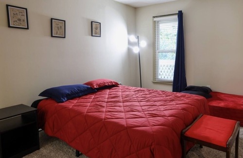 Cumberland Apartment | 10 minutes from Brave’s Stadium and the mall! Spacious sports themed apartment