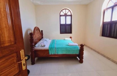 Stone Town Bed & Breakfast | 10 minutes walk from the harbor Home Stay Boutique Zanzibar bed and Breakfast 3