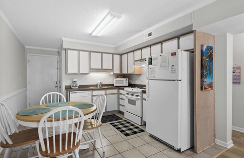 North Myrtle Beach Condo | 10% off 3-7 nights thru Oct. 2 bedroom 2 bath oceanVIEW Cherry Grove
