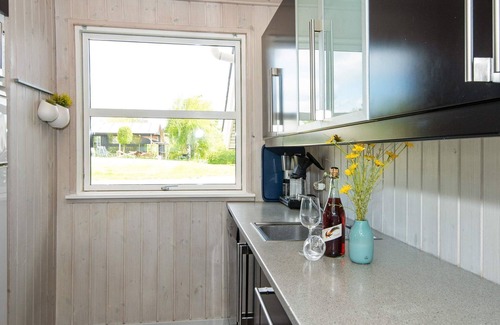Pøt Strandby House | 10 person holiday home in Juelsminde-By Traum