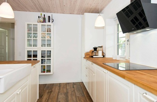 Glesborg House | 10 person holiday home in Glesborg