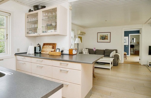 Udsholt Sand House | 10 person holiday home in Græsted