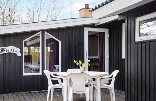 Ronde House | 10 person holiday home in Rønde