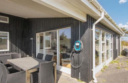 Vrist Strand House | 10 person holiday home in Harboøre-By Traum