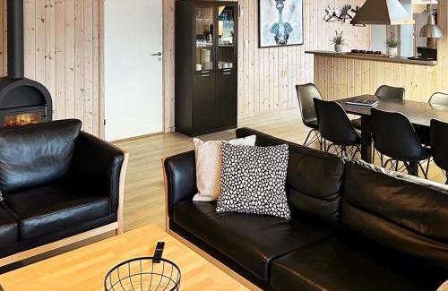 Hvorup Klit House | 10 person holiday home in Løkken-By Traum