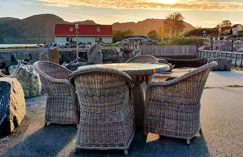 Midsund Municipality Apartment | 10 person holiday home in MIDSUND