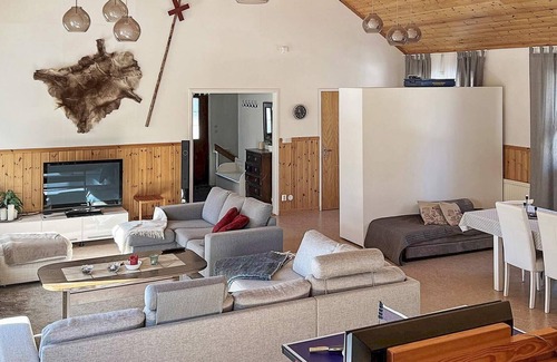Fredriksberg House | 10 person holiday home in FREDRIKSBERG