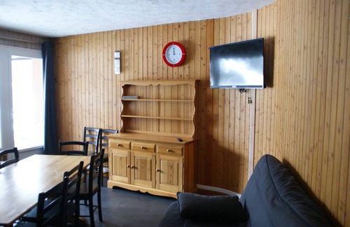 Laveissiere Apartment | 10-room apartment at the foot of the slopes, resort center