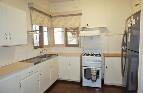 Exmouth House | 10 Tautog Street