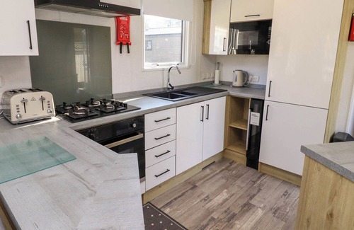 Swarland Cottage | 10 WOODLANDS WAY, pet friendly, with a garden in Longframlington