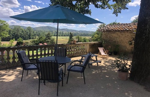 Charmes-sur-l'Herbasse House | 100 m² House ∙ 3 bedrooms ∙ 5 guests