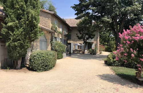 Charmes-sur-l'Herbasse House | 100 m² House ∙ 3 bedrooms ∙ 5 guests