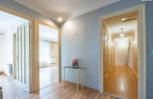 Le Peage-de-Roussillon Apartment | 100 m² Apartment ∙ 2 bedrooms ∙ 5 guests