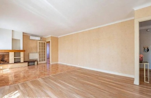 Le Peage-de-Roussillon Apartment | 100 m² Apartment ∙ 2 bedrooms ∙ 5 guests